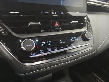 Toyota Corolla XII TS Kombi Facelifting 1.8 Hybrid 140KM 2023 Toyota Corolla 1.8 Hybrid Comfort Seria E21 (2019-, zdjęcie 25