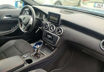 Mercedes Klasa A W176 Hatchback 5d Facelifting 180 122KM 2015 Mercedes-Benz Klasa A AMG sport line Super wyposazenie Super stan 1.6, zdjęcie 16