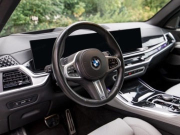 BMW X5 G05 SUV Facelifting 3.0 30d 298KM 2026 BMW X5 xDrive30d Sport Suv 3.0 (298KM) 2026, zdjęcie 9