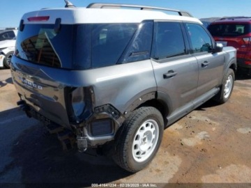 Ford Bronco VI 2024 Ford Bronco 2024r., 4x4, 1.5L 1.5 Benzyna 181KM, zdjęcie 3