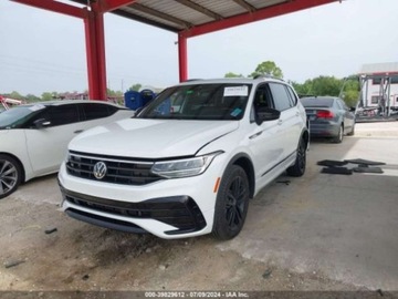 Volkswagen Tiguan II 2022 Volkswagen Tiguan 2022r, 2.0T, 4x4, R-Line 2.0 Benzyna 185KM, zdjęcie 1