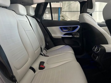 Mercedes GLC C254/X254 Coupe 2.0 220d 197KM 2025 MERCEDES-BENZ GLC 220 d 4-Matic AMG Line 2.0 (197KM) 2025, zdjęcie 13