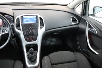 Opel Astra J Hatchback 5d 1.6 Turbo ECOTEC 180KM 2009 Opel Astra 1.6 T, Navi, Xenon, Klima, Klimatronic, zdjęcie 7