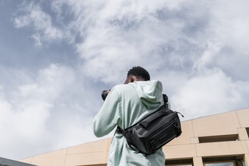 Фотосумка Wandrd Rogue Sling 6 л - желтый