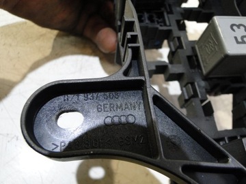 AUDI A2 1.4B 16V БЛОК ПРЕДОХРАНИТЕЛЕЙ РЕЛЕ 8Z1937503