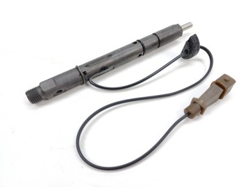 ORIG. VSTŘIKOVACÍ TRYSKA VW PASSAT B5 2.5 TDI AKN