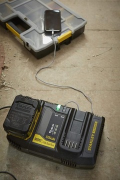 Stanley Fatmax Fast V20 Dual 18V 4A Зарядное устройство два гнезда