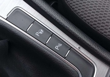 Volkswagen Golf VII Hatchback 3d 1.4 TSI 140KM 2014 Volkswagen Golf Bezwypadkowy - serwisowany - benzyna - 1,4 - 140 KM 1.4, zdjęcie 28