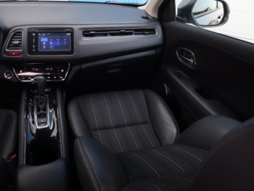 Honda HR-V II SUV 1.5 i-VTEC 130KM 2017 Honda HR-V 1.5 i-VTEC, Automat, Skóra, Navi, zdjęcie 7