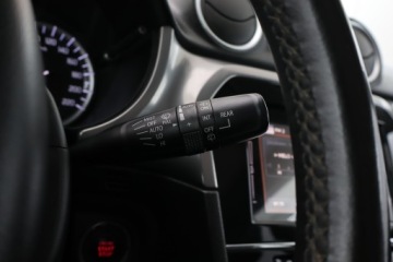 Suzuki Vitara III SUV 1.6 DDiS 120KM 2015 Suzuki Vitara 1.6 DDiS, 4X4, Skóra, Klima, zdjęcie 19