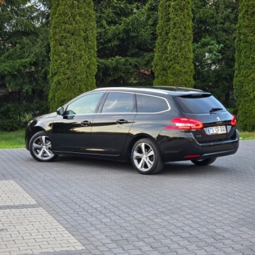 Peugeot 308 II SW Facelifting 1.2 PureTech 130KM 2019 Peugeot 308 T9 1.2 Benzyna PureTech 130 S&amp;S, zdjęcie 12