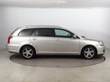 Toyota Avensis II Kombi 2.2 D-4D 177KM 2007 Toyota Avensis 2.2 D-CAT, 174 KM, HAK, Klima, zdjęcie 5