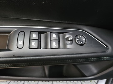 Peugeot 3008 II Crossover Facelifting  1.5 BlueHDi 130KM 2023 Peugeot 3008 FAKTURA VAT 23 %, ekonomiczny, zdjęcie 16