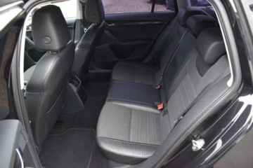 Skoda Octavia III Kombi 2.0 TDI CR DPF 150KM 2013 Skoda Octavia Nawigacja Pol-Skora XenonLed Grzane-Fotele Klimatronic Temp, zdjęcie 6