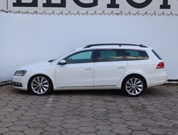 Volkswagen Passat B7 Variant 2.0 TDI CR DPF BlueMotion 140KM 2011 VW Passat 2.0 TDI, DSG, Navi, Klima, Klimatronic, zdjęcie 2