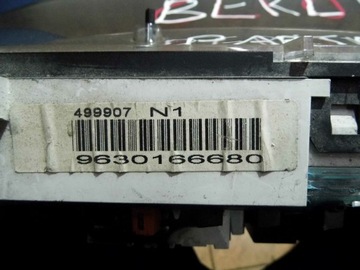 BERLINGO PARTNER 1.9D PŘÍSTROJOVÁ DESKA BUDÍKY 9630166680