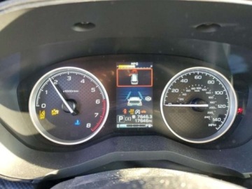 Subaru 2023 Subaru Forester 2023, 2.5L, 4x4, LIMITED, po gradobiciu 2.5 Benzyna 182KM, zdjęcie 9