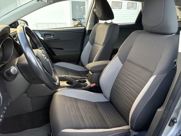 Toyota Auris II Touring Sports Facelifting 1.8 Hybrid 136KM 2017 Toyota Auris Hybrid 135 Premium II (2012-) Hybrid, zdjęcie 12