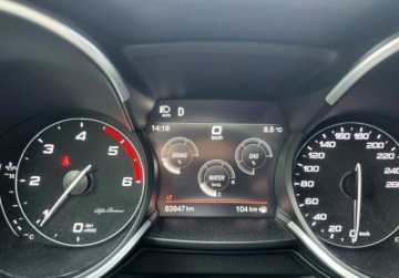 Alfa Romeo Stelvio SUV Facelifting 2.2 Turbo 190KM 2022 Alfa Romeo Stelvio DieselNiski przebiegperfekcyjny stanZarejestrowana w PL, zdjęcie 10