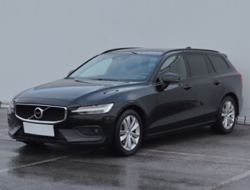 Volvo V60 II  Kombi 2.0 D4 190KM 2019 Volvo V60 D4 2.0, Salon Polska, Serwis ASO, zdjęcie 1