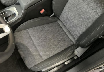 BMW Seria 1 F70 2025 BMW Seria 1 Pakiet M Sport, Podgrzewane fotele, Driving Assistant 1.5 156KM, zdjęcie 4