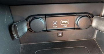 Kia Niro I Crossover 1.6 GDi Hybrid 141KM 2018 Kia Niro 1.6 GDI HEV141KMSkoryNavi 1.6 Hybryda 141KM, zdjęcie 16
