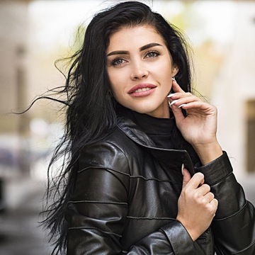 ВОЛОСЫ ДЛЯ КОЛЬЦЕВ МИКРО КОЛЬЦА ДЛЯ НАРАЩИВАНИЯ ВОЛОС 40 СМ 1B очень темно-коричневый