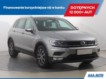 Volkswagen Tiguan I SUV Facelifting 2.0 TDI BlueMotion Technology 150KM 2016 VW Tiguan 2.0 TDI, Salon Polska, Serwis ASO, 4X4