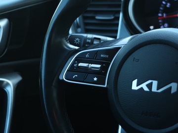 Kia Ceed III Kombi Facelifting 1.5 T-GDI 160KM 2022 Kia Ceed 1.5 T-GDI, Salon Polska, Serwis ASO, zdjęcie 19