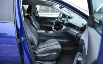 Peugeot 3008 II Crossover 1.2 PureTech 130KM 2017 Peugeot 3008 Bezwypadkowy 1.2 Benzyna 130KM, zdjęcie 11