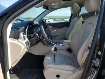 Mercedes GLC C253 2020 Mercedes-Benz GLC 2020, 2.0L, 4x4, HYBRID, od ubezpieczalni 2.0 Hybryda, zdjęcie 6