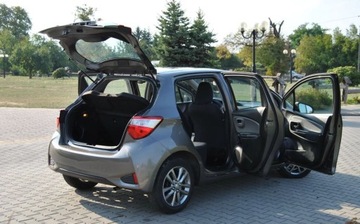 Toyota Yaris III Hatchback 5d Facelifting 2017 1.0 VVT-i 72KM 2020 Toyota Yaris GWARANCJA, 2020r, 1.0 Benzyna, Niski przebieg, Bogate wyposaz, zdjęcie 21