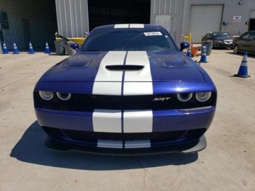 Dodge Challenger III 2016 Dodge Challenger 2016, 6.2L, SRT HELLCAT, od ubezpieczalni 6.2 Benzyna, zdjęcie 2