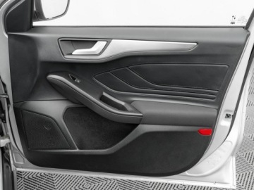 Ford Focus IV Kombi Facelifting 1.0 EcoBoost MHEV 125KM 2023 Ford Focus WD6989R#1.0 EcoBoost Titanium Podgrz.f, zdjęcie 27