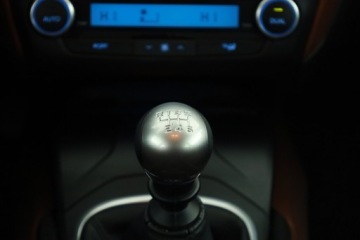 Toyota Avensis III Sedan Facelifting 2015 1.6 Valvematic 132KM 2015 Toyota Avensis 1.6 Valvematic, Salon Polska, zdjęcie 14