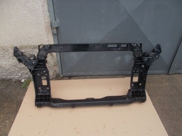 Hyundai Tucson 15-> pas przedni