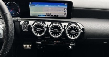 Mercedes Klasa A W177/V177 Hatchback 1.3 200 163KM 2021 Mercedes-Benz Klasa A SalonPL AMG Line Tempomat Podgrzewanie Foteli Nawiga, zdjęcie 14