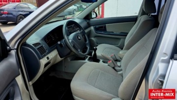 Kia Cerato Sedan 1.6 i 16V 105KM 2005 Kia Cerato Zarejestrowany Super stan 1.6 BenzynaLPG 105KM, zdjęcie 11