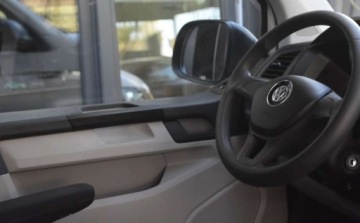 Volkswagen Caravelle T6 Transporter 2.0 TDI 102KM 2016 Volkswagen Transporter Volkswagen Transporter 2.0 Diesel 102KM, zdjęcie 11