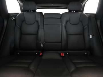 Volvo XC60 II Crossover T6 310KM 2018 Volvo XC 60 4x4 automat full LED panorama skóra, zdjęcie 17