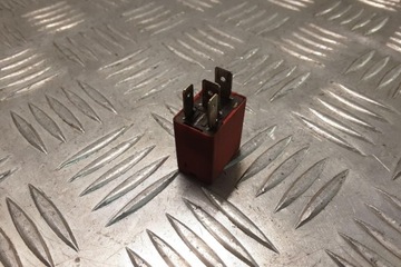 RELÉ ALFA ROMEO 147 (937_) 46520412 1.6L GASOLINE 77KW 2000