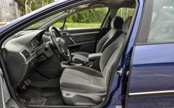 Peugeot 407 Sedan 2.0 16V 136KM 2005 Peugeot 407 2,0 (138KM) Salon PL 2.0 Benzyna 136KM, zdjęcie 6