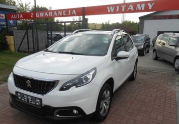 Peugeot 2008 I SUV Facelifting 1.2 PureTech 82KM 2017 Peugeot 2008 Peugeot 2008 Niski Przebieg Bardzo Ladne Auto Zarejestrowane