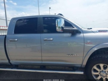  RAM 2500 Laramie 64 Box 2022 6.7l 6.7 Diesel 370KM, zdjęcie 6