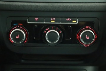 Volkswagen Tiguan I SUV Facelifting 2.0 TDI CR DPF BlueMotion 140KM 2013 VW Tiguan 2.0 TDI, 4X4, DSG, Navi, Klima, zdjęcie 9