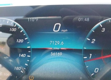 Mercedes CLA C118/X118 2020 Mercedes-Benz CLA 2020, 2.0L, porysowany lakier 2.0 Benzyna 221KM, zdjęcie 12