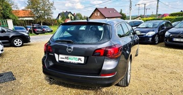 Opel Astra J Sports Tourer 1.4 Turbo ECOTEC 120KM 2011 Opel Astra BENZYNA NAWIGACJA sportowe fotele super okazja polecamy, zdjęcie 17