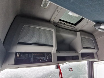 PÓŁKA KONSOLA GÓRNA SCHOWEK VOLVO FH 13 LIFT VOLVO FM KABINA XL