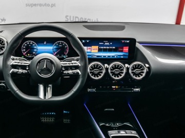 Mercedes GLA II Off-roader Facelifting 1.3 200 163KM 2025 MERCEDES-BENZ GLA 200 AMG Line Suv 1.3 (163KM) 2025, zdjęcie 6