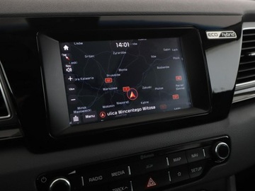 Kia Niro I Crossover 1.6 GDi Hybrid 141KM 2017 Kia Niro HEV półskóra navi kamera ks.serwisowa, zdjęcie 24